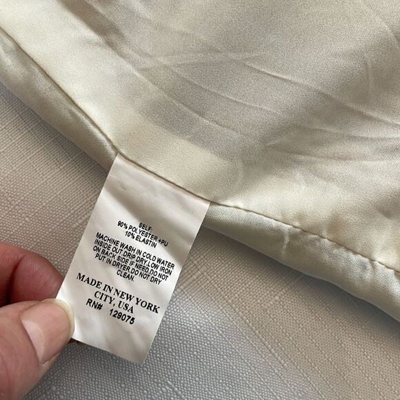 WOMAN BRAND SNAKE PRINT MACHINE WASHABLE MINI SKIRT.  NEW WITH TAGS - Picture 6 of 7